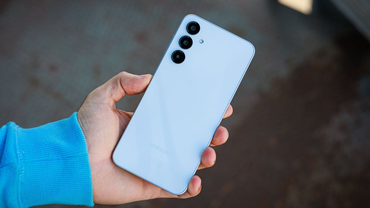 Samsung Galaxy A16: Improved Performance But the Same Old Design